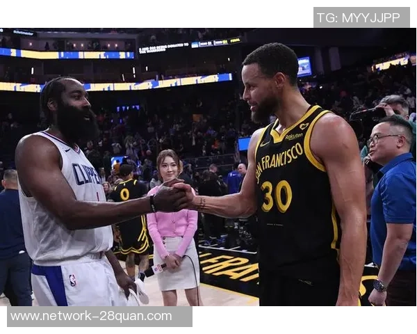 2019年1月19日勇士与快船的激烈对决回顾与精彩瞬间分析 2019年1月19日勇士与快船的激烈对决回顾与精彩瞬间分析